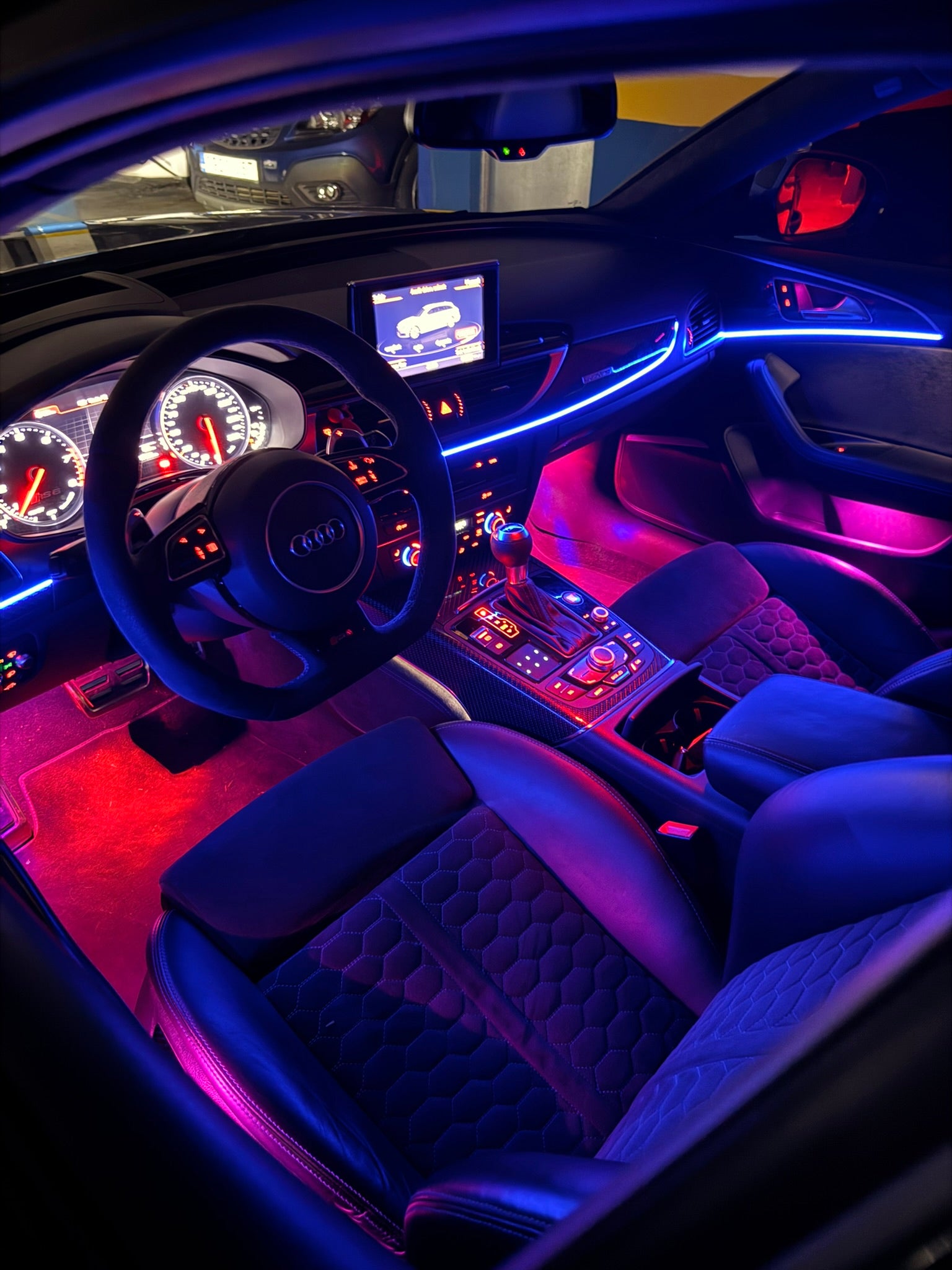 Audi RS6 — instalación Autoluxe