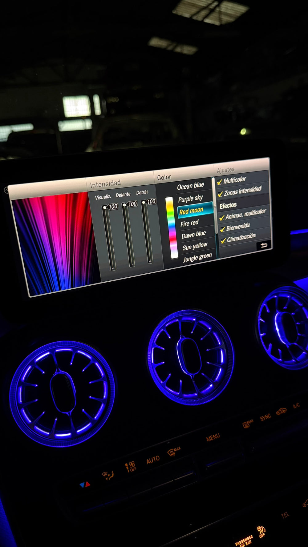 Kit OEM Personalizado Autoluxe · integración OEM Mercedes