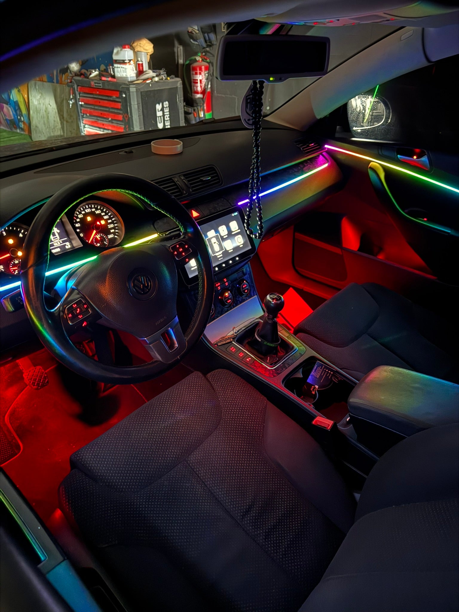 VW Passat B6 — instalación Autoluxe